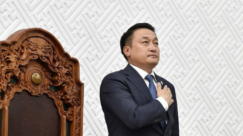 Д.Амарбаясгалан: Чуулганы завсарлагааны үеэр гишүүд ажилтайгаа сайтар танилцаарай